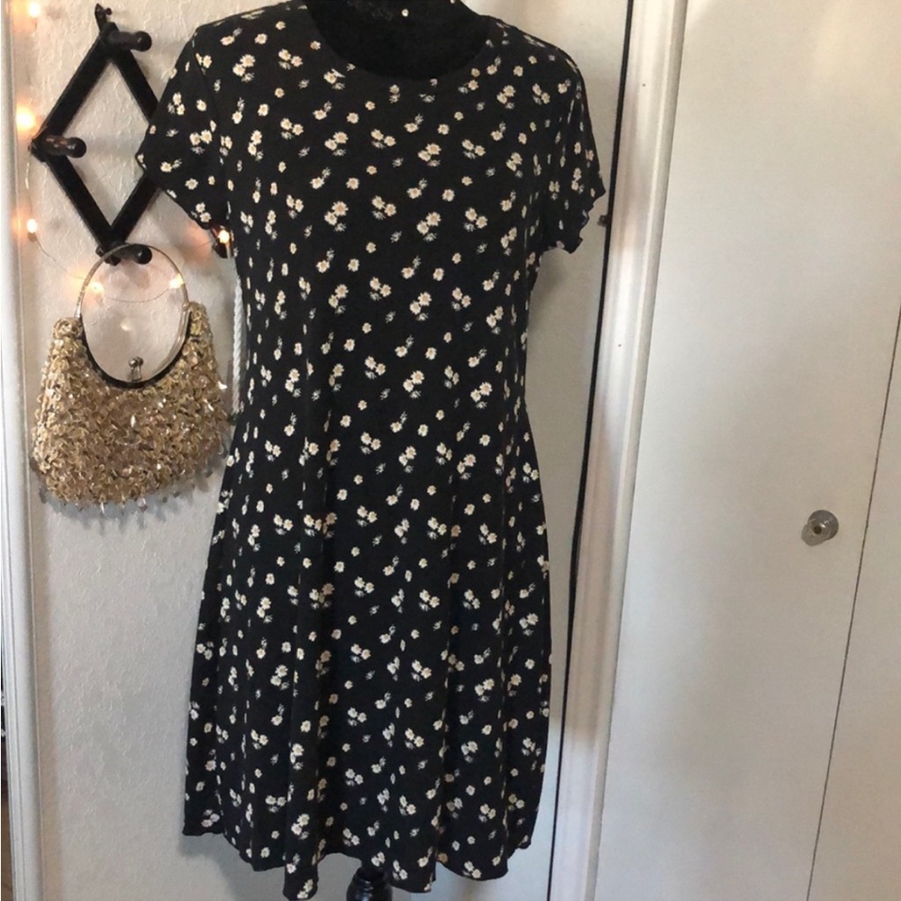 “90’s” ribbed daisy dress